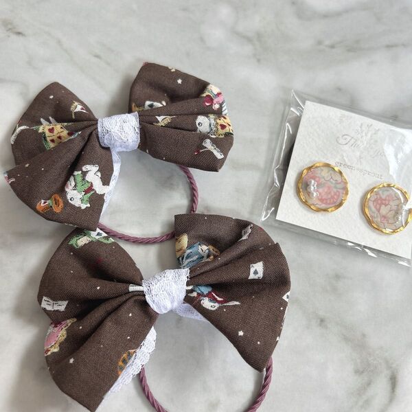 ハンドメイド リボンヘアゴム レジン アリス