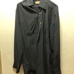 KRIZIAUOMO メンズの小さいチェックのシャツ