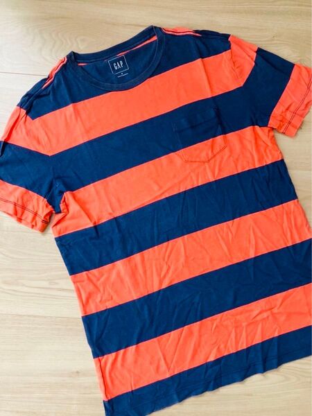 ☆GAP/ギャップ☆ボーダーラウンドネック半袖TシャツS☆