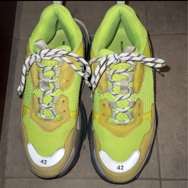 美品 BALENCIAGA Triple S トリプルS スニーカー ネオンイエロー