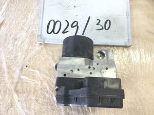 USE20 Lexus IS-F ABS actuator 0029/30