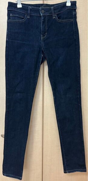 UNIQLO ウルトラストレッチジーンズ 26 66cm