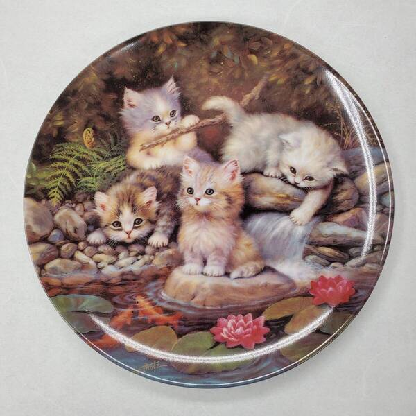 【新品】Am Seerosenteich Am Seerosenteich 蓮の池 子猫の探検 デザインプレート お皿 食器 猫 【k739】