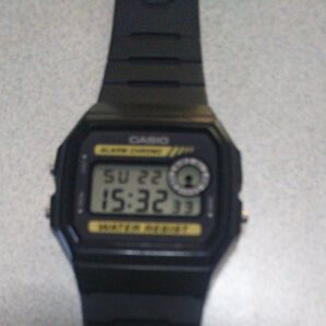 CASIO Collection STANDARD F-94WA-9JH(ブラック)中古品1本ジャンク