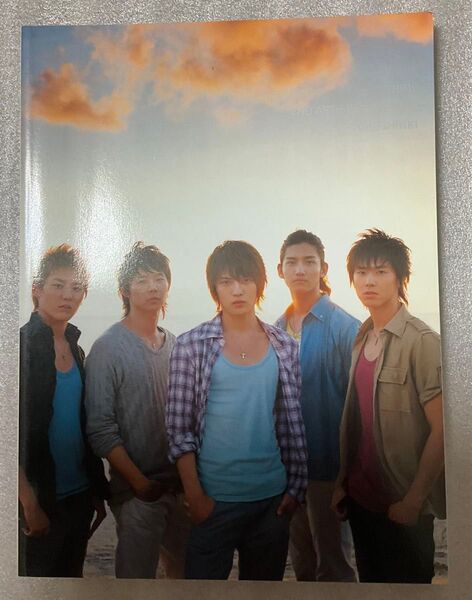「東方神起「shine」 : 2nd artist book from Tohoshinki」