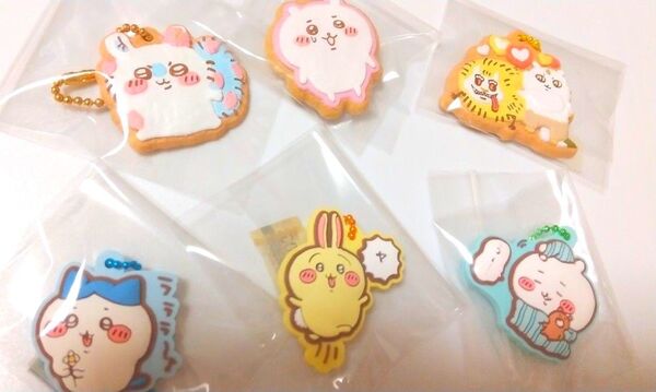ちいかわ【6点+おまけ】 クッキーチャームコット 3点/ ぷっくりラバマスグミ3点/ キーホルダー うさぎ モモンガ ハチワレ