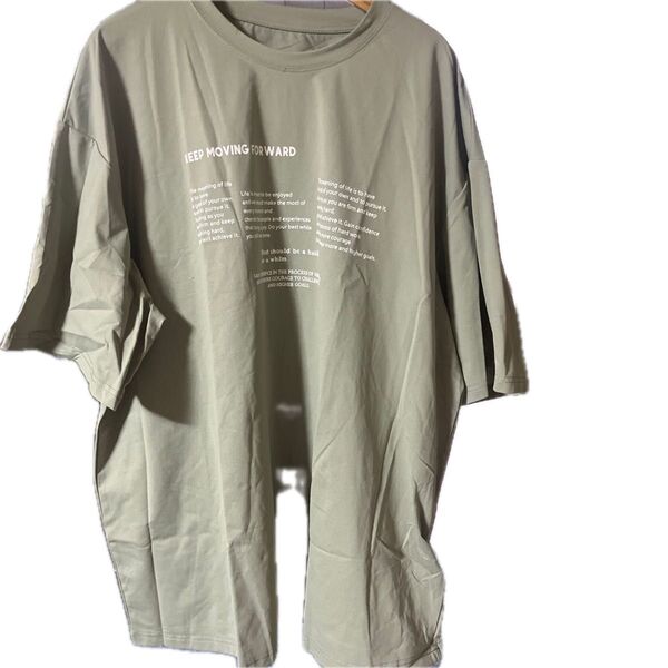 大きなTシャツ ファッション 半袖