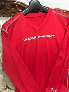アンダーアーマー UNDER ARMOUR 長袖 スポーツウェア トレーニングウェア MDサイズの商品画像