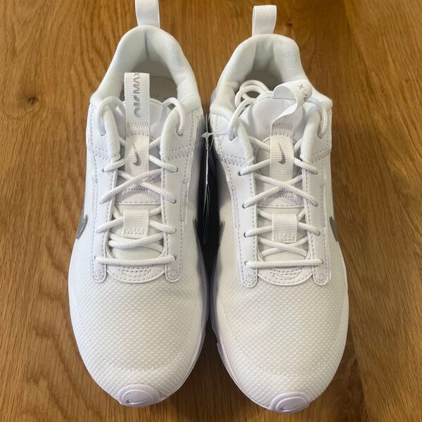 新品NIKE AIR MAX INTRLK75 24.5cm