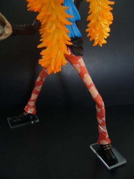 ONE PIECE ワンピース POP Portrait.Of.Pirates Sailing Again ブルック 専用アクリル台座