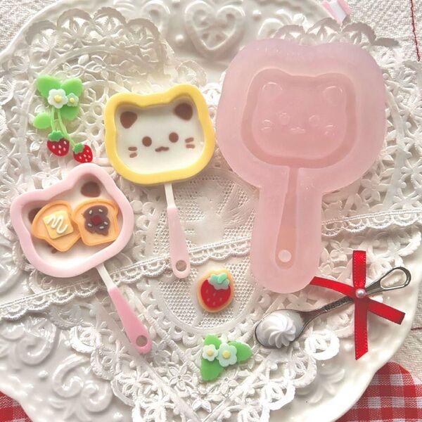 ☆新品登場☆シリコンモールド 猫 フライパン シャカシャカ レジン シェイカーモールド 装飾 チャーム