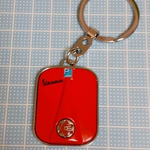 ☆★ Vespa ベスパ 【Pシリーズ♪】 ★ スプリント メタルキーホルダー Rosso(赤) バイクキーホルダー ★ 【新品・送料無料!】 ★☆