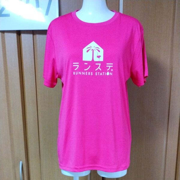 ランステ・半袖TシャツS【超美品】ピンク ランナーズステーション RUNNERS STATION WE LOVE TOKYO 東京