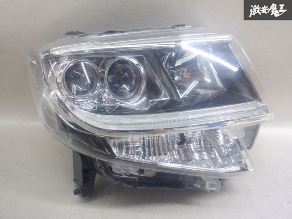 ダイハツタントカスタムLA650S LED ヘッドライト 右側 - メルカリ