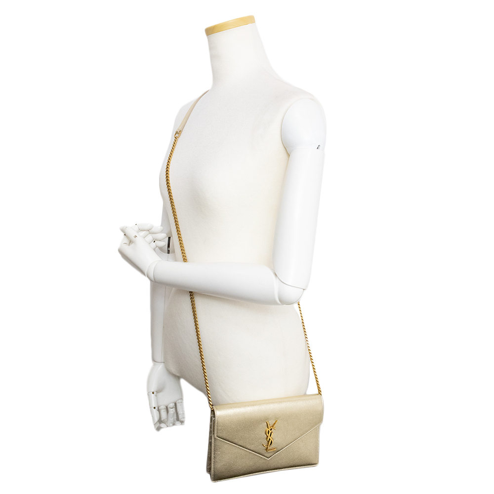 (新品・未使用品)イヴ サンローラン YVES SAINT LAURENT ENVELOPE チェーンウォレット ショルダーバッグ レザー ペールゴールド 402031 (新品・未使用品)イヴ サンローラン YVES SAINT LAURENT ENVELOPE チェーンウォレット ショルダーバッグ レザー ペールゴールド 402031
