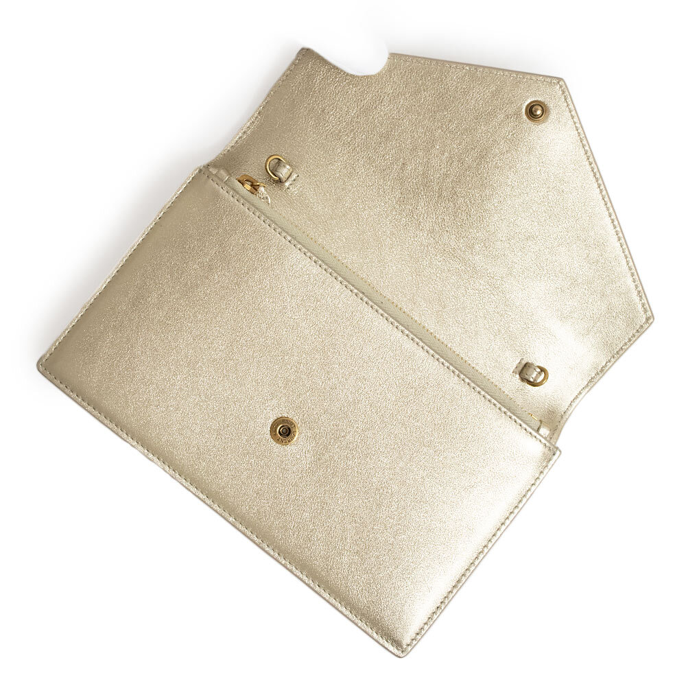 (新品・未使用品)イヴ サンローラン YVES SAINT LAURENT ENVELOPE チェーンウォレット ショルダーバッグ レザー ペールゴールド 402031 (新品・未使用品)イヴ サンローラン YVES SAINT LAURENT ENVELOPE チェーンウォレット ショルダーバッグ レザー ペールゴールド 402031