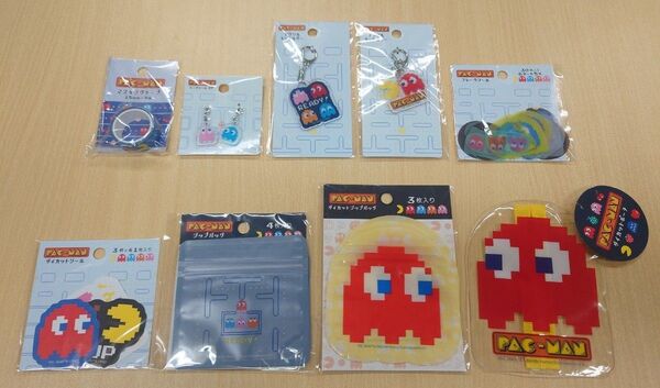 【新品未使用】パックマングッズ2個選んで480円
