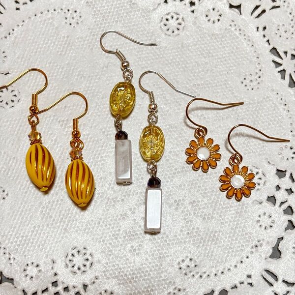 279 ハンドメイド 小ぶりピアス★3点セット イエロー系