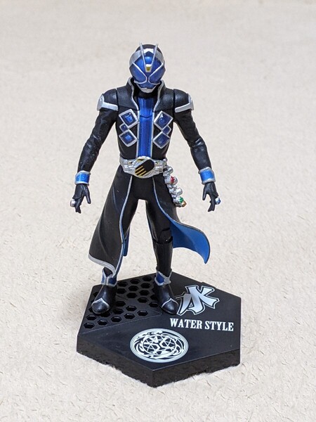 【即決・送料無料】 仮面ライダーウィザード ウォータースタイル リアルフィギュア バンダイ