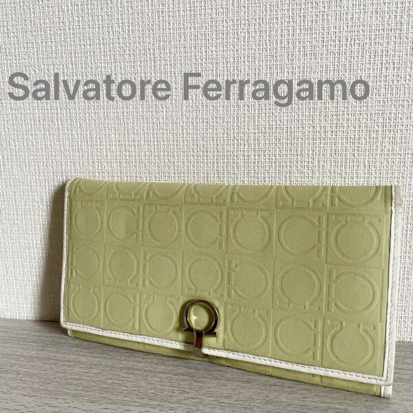【美品】Salvatore Ferragamo 長財布 二つ折り財布 財布