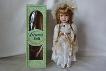 Porcelain Doll/THE PRINCESS COLLECTION【ポーセリンドール/プリンセスコレクション/ホワイトレースのドレスを纏ったブロンド髪の少女】_画像1
