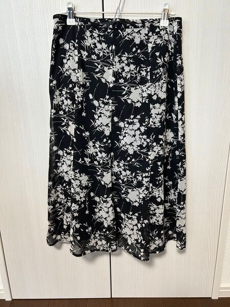 美品 花柄 スカート