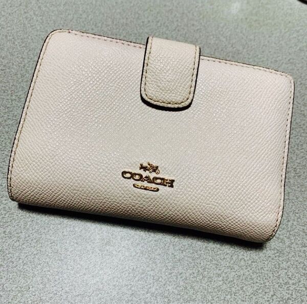 COACH 二つ折り財布