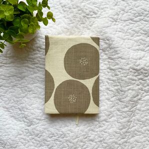 #112 ハンドメイド ブックカバー 文庫本サイズ サイズ調整可