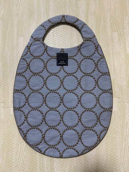 美品 ミナペルホネン エッグバッグ egg bag mina perhonen タンバリン tambourine 刺繍