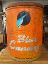 ！！空き缶「BLUE　CANARY」昭和４０年代？（詳細不明）_画像1