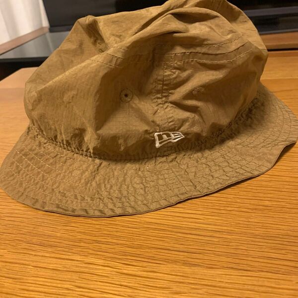 NEW ERA ナイロンバケットハット