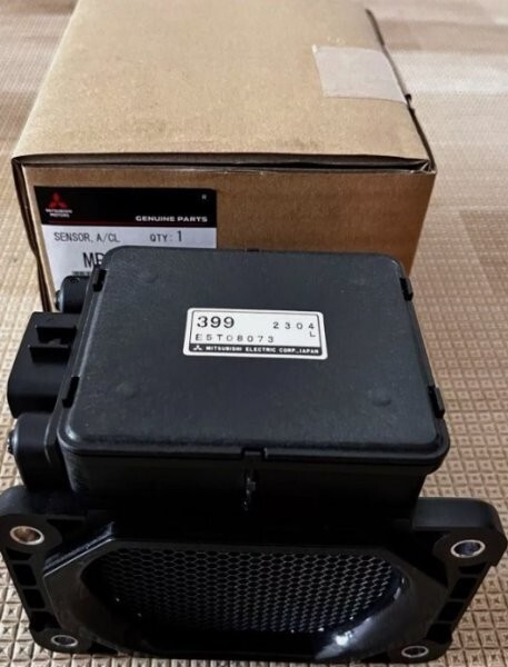  новый товар * оригинальный * супер редкий Mitsubishi CT9A EVO7.8.9 MITSUBISHI GENUINE PARTS сенсор воздушный фильтр воздушный поток воздухоочиститель сенсор воздушный поток 