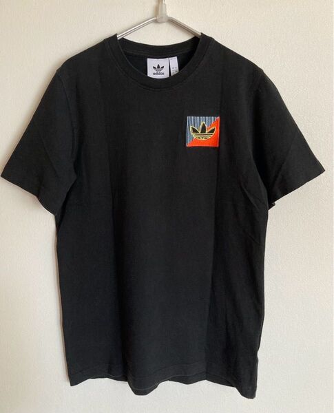 adidas アディダス Tシャツワッペン