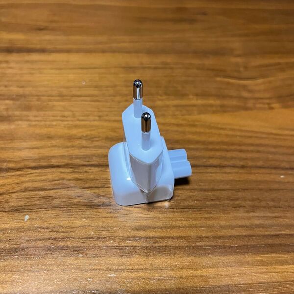 ワールドトラベルアダプタキット ブラジル 充電器 Apple