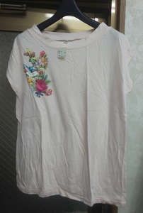 ☆ピンクのワンポイントプリント(小鳥、フラワー)Tシャツ☆