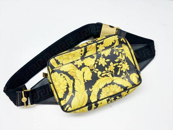 美品 VERSACE ヴェルサーチ メデューサ バロッコプリント ベルトバッグ DFB8075DVTS26