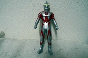  Ultraman be настоящий early be настоящий sofvi кукла 