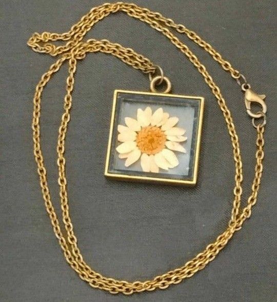 押し花 ハンドメイド ネックレス トルコ ミミアクセサリー ミミネックレス