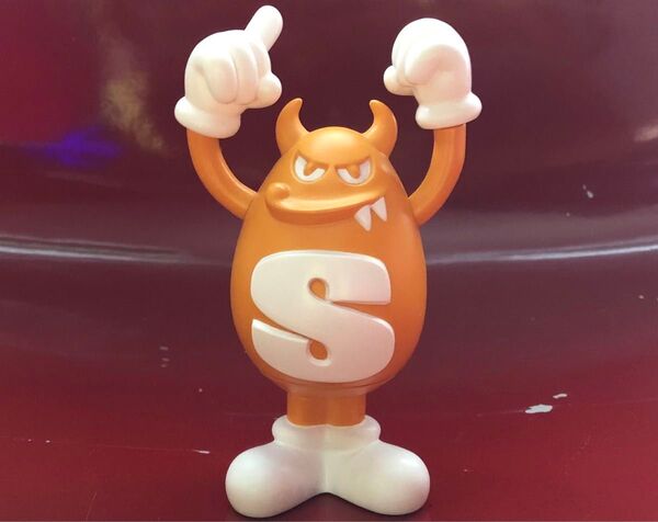 《スパンキー》フィギュア SPANKY ヴィンテージ マイケルラウ ワンダフルマン wonderfulman デザイナーズトイ