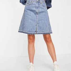 Levi's PRIDECOLLECTION PRIDEスカートOUT&LOUD