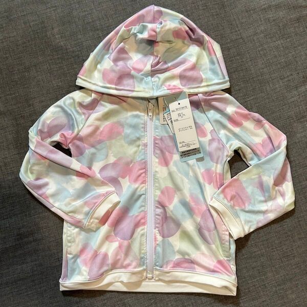 新品 未使用 キッズ服 パーカー 95センチ