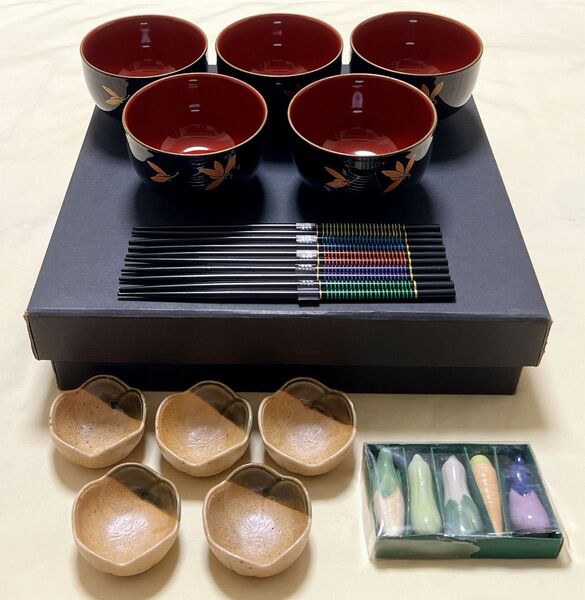 新品 溜蘭 漆器汁椀&陶製小鉢&陶製箸置&天然木お箸 食器セット