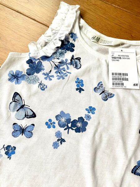 H&M トップス タンクトップ 110センチ 未使用 タグ付き 女の子 ホワイト 花柄
