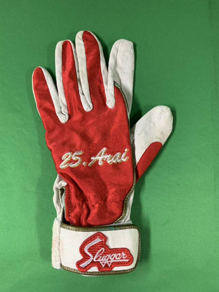 広島カープ 新井貴浩 #25 実使用 バッティンググローブ スラッガー ②