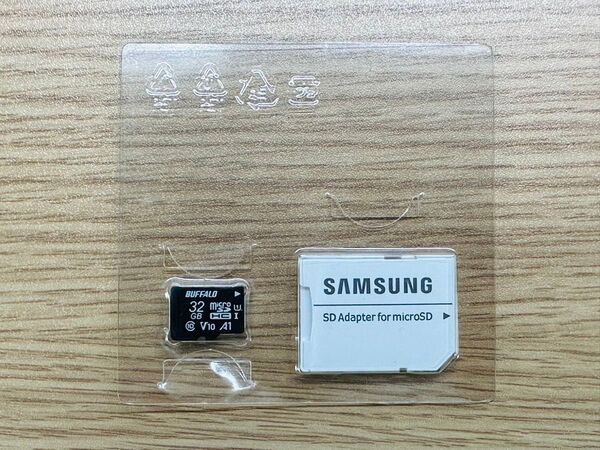 ★BUFFALO microSDカード 32GB アダプタ付き(SAMSUNG)