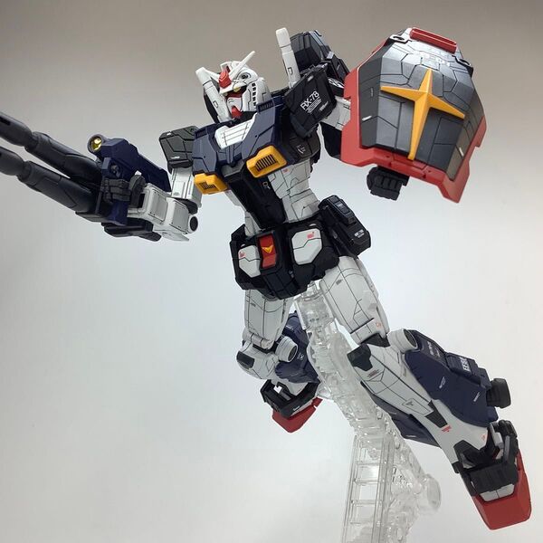 ガンダムファクトリー横浜限定 HG RX-78F00HMT 高機動型ガンダム 塗装済完成品