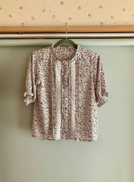 【発送停止中※3週間後になりますm(__)m】花柄 七分袖ブラウス *美品