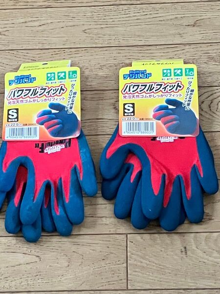 発泡天然ゴム付きグローブ。 新品未使用品 サイズS 2セット 送料無料にてお手元にお届け。