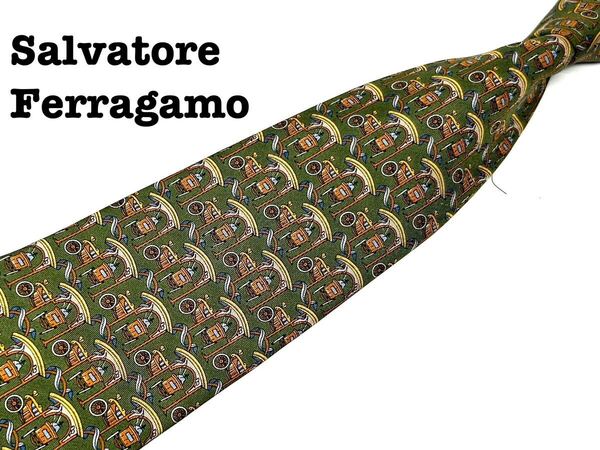 美品 サルヴァトーレ フェラガモ ネクタイ イタリア製 シルク100%総柄 オリーブ 馬車