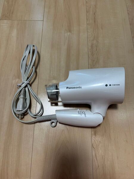 パナソニック EH-NA29 ヘアードライヤー ナノケア 白